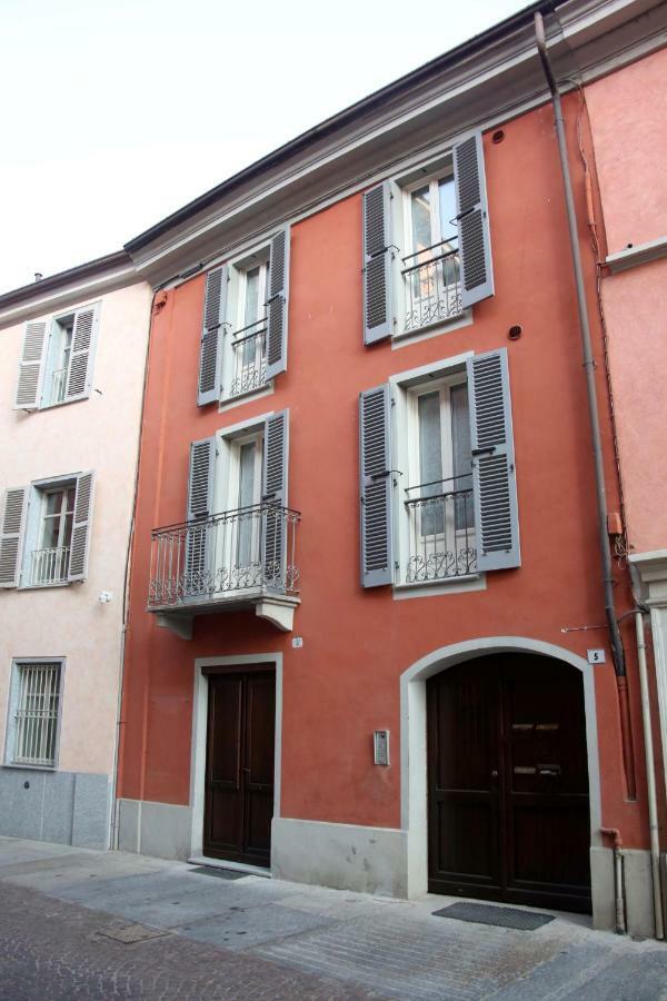 Trifulhouse Holiday Apartments Alba  Esterno foto